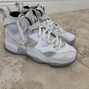 Size 7 men Jordan no box